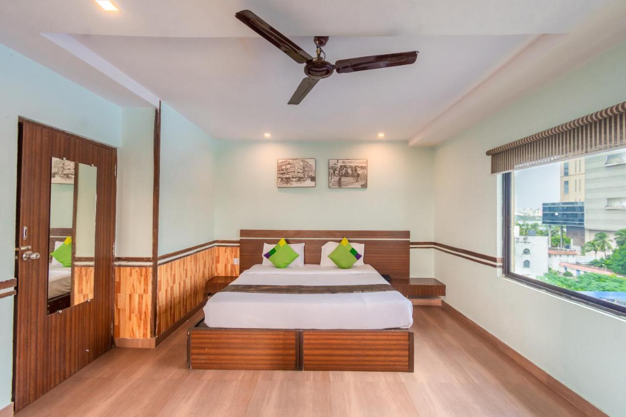 כלכותה Opiam B&B A Business Hotel מראה חיצוני תמונה
